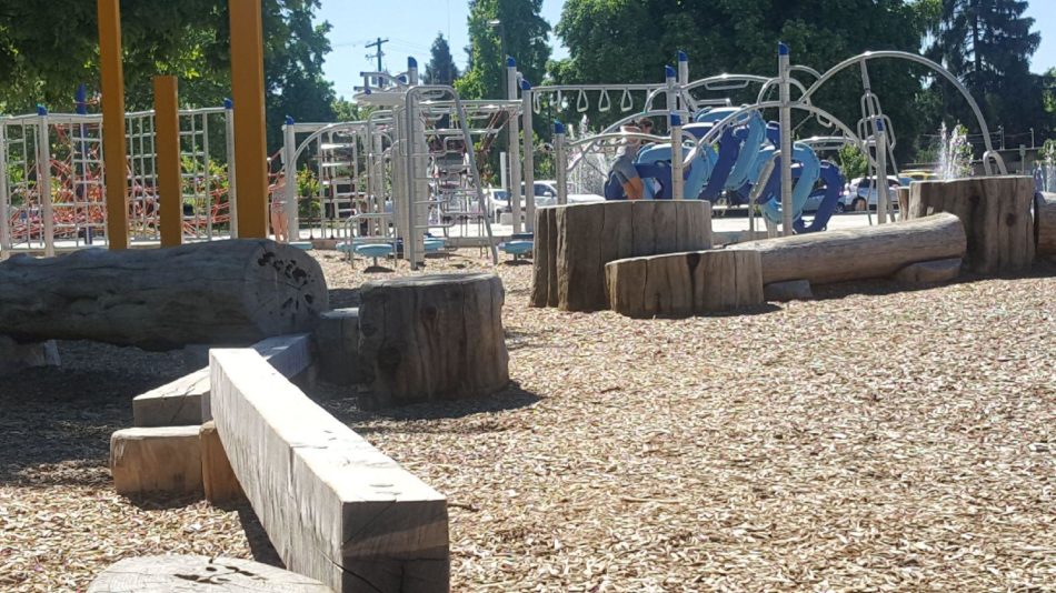 HAWTHORNE PARK MEDFORD, OREGON Southern Oregon Family Magazine